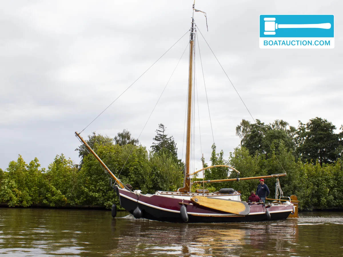 foto: 12 Zeeschouw Platbodem