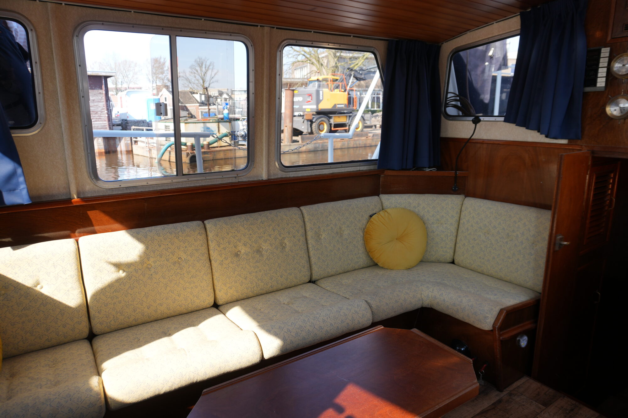 foto: 25 Curtevenne Curtevenne 10.50 AK Cabrio