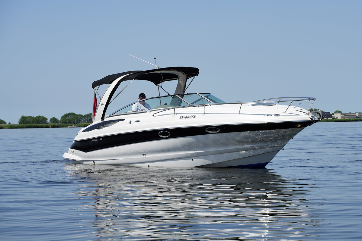 foto: 26 Crownline 315 SCR