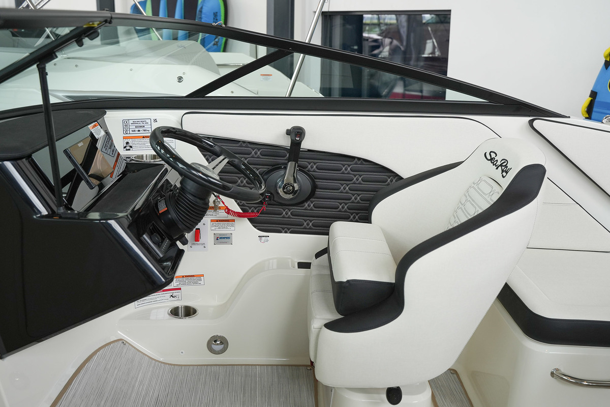 foto: 28 Sea Ray SPX 210 