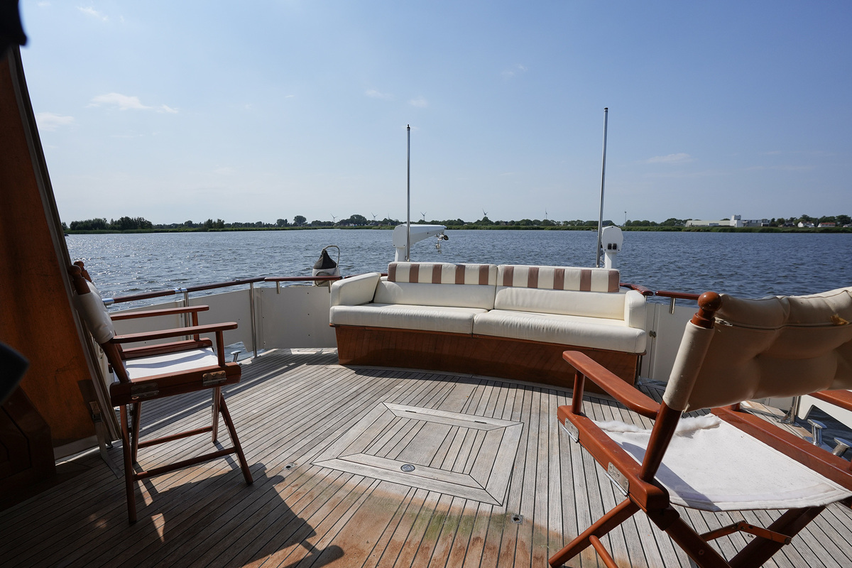 foto: 36 Super Van Craft 14.80 Cabrio