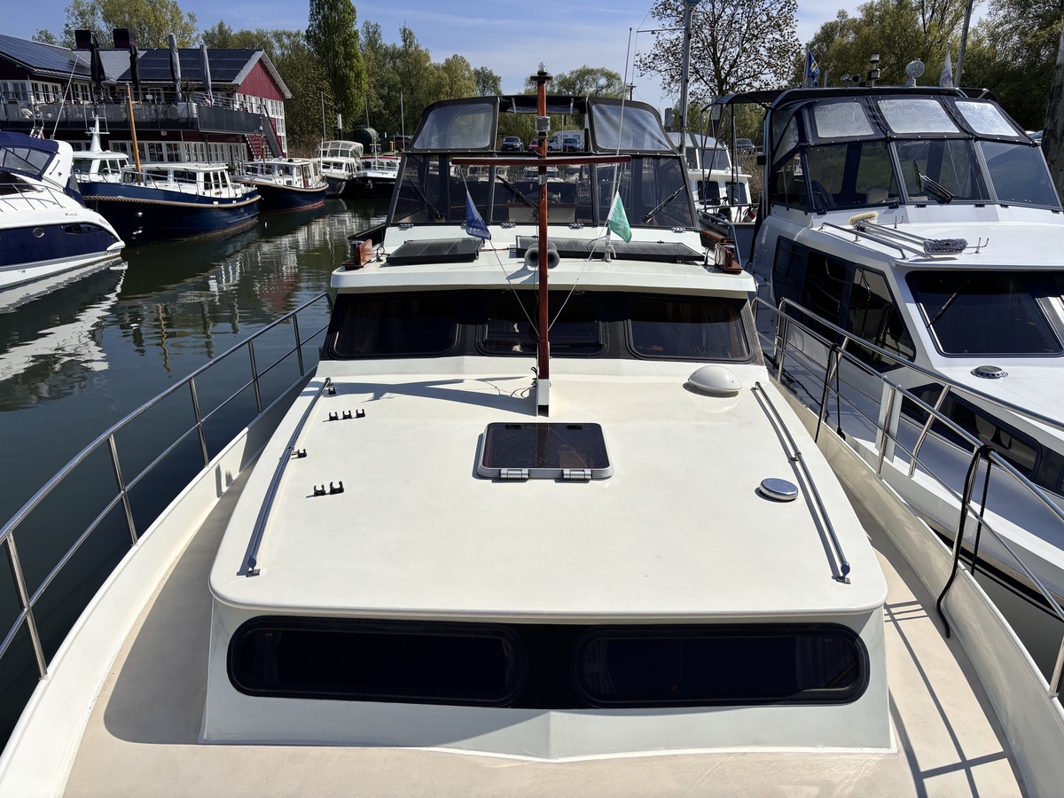 foto: 12 Valkkruiser Content 12.60