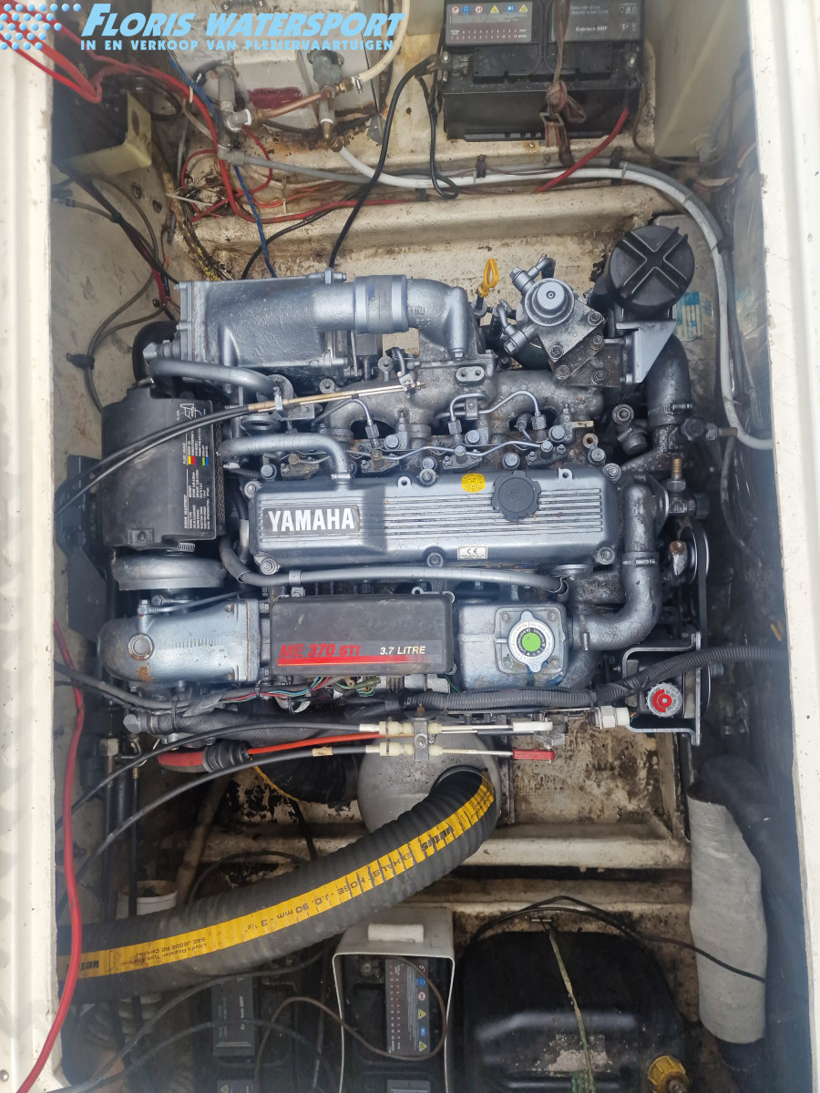 foto: 25 Bayliner  2858