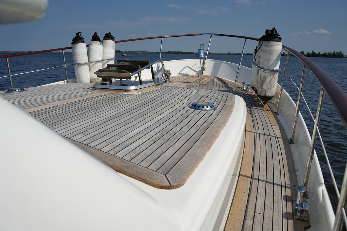 foto: 37 Super Van Craft 14.80 Cabrio