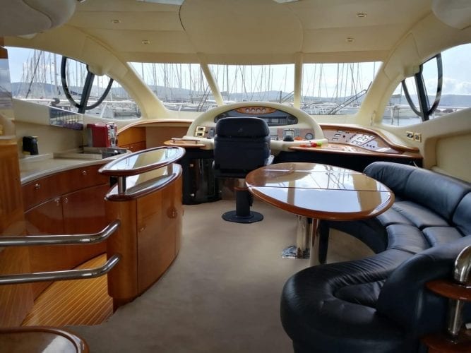 foto: 5 Azimut 55