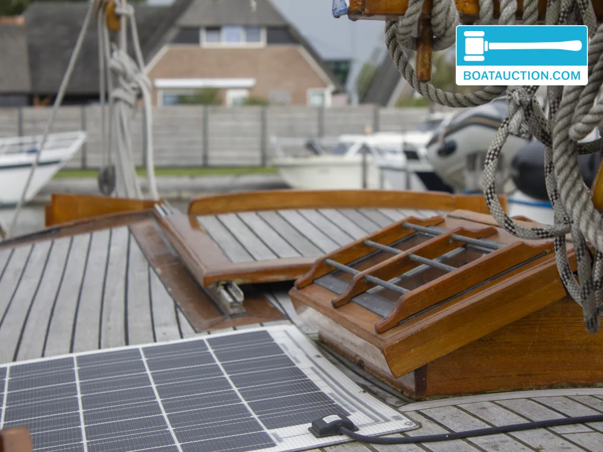 foto: 13 Zeeschouw Platbodem