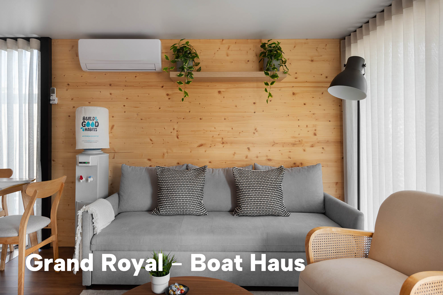 foto: 6 Boat Haus Mediterranean 12X4,5 ROYAL Houseboat