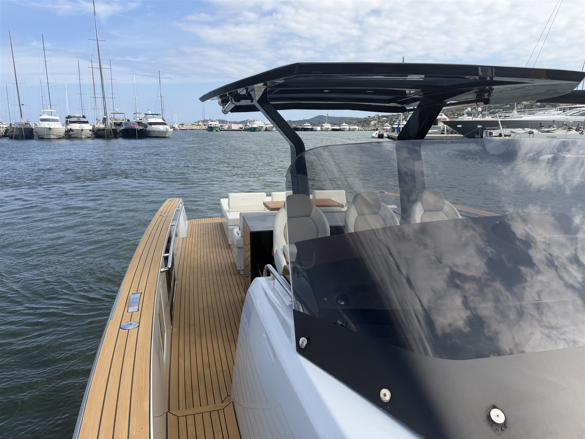 foto: 18 Pardo Yachts 43