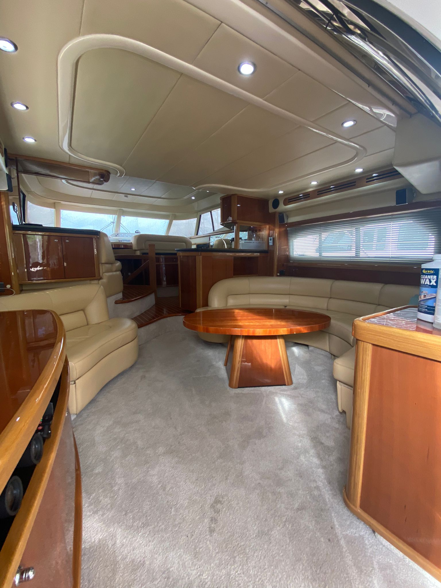 foto: 13 Sealine T52