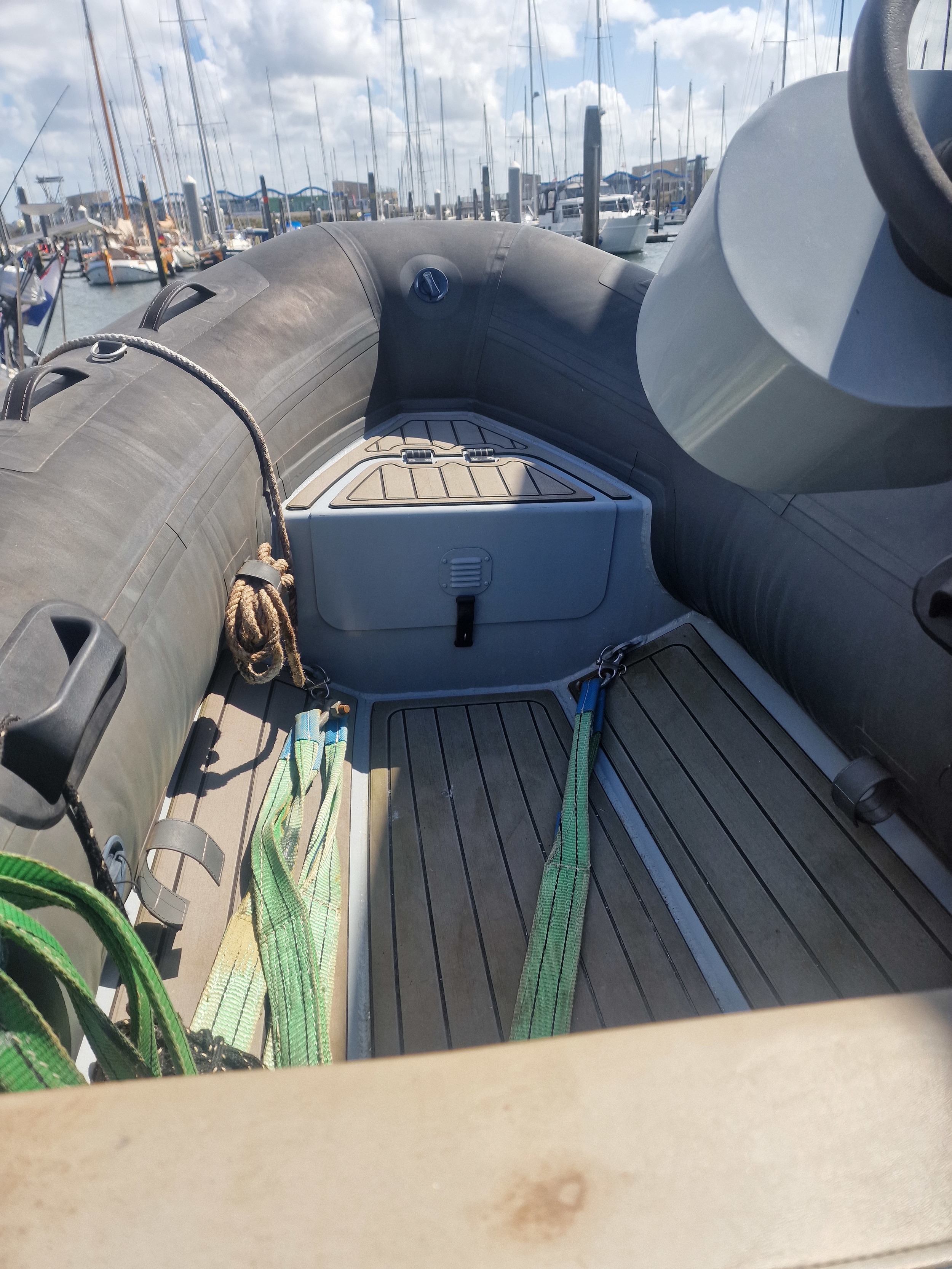 foto: 30 Ex Viskottter/ Varend Woonschip Ex Viskotter