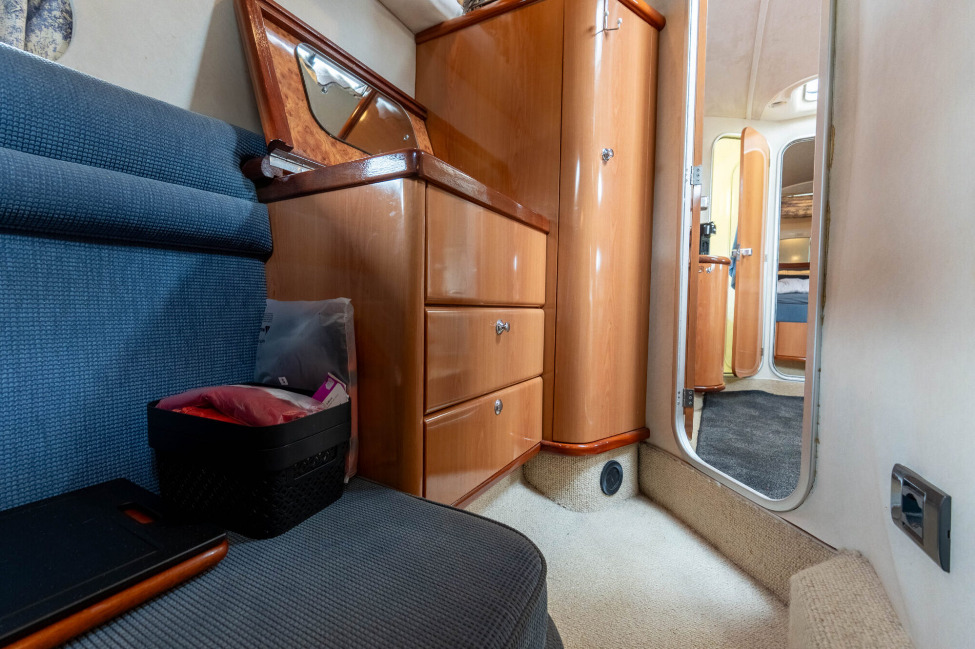 foto: 61 Sealine Sealine S37