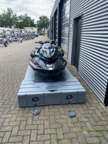 foto: 4 Dockingstation Jetski / Waterscooter