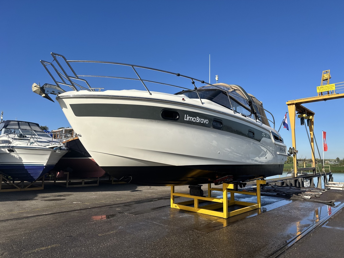 foto: 12 Bavaria  S30