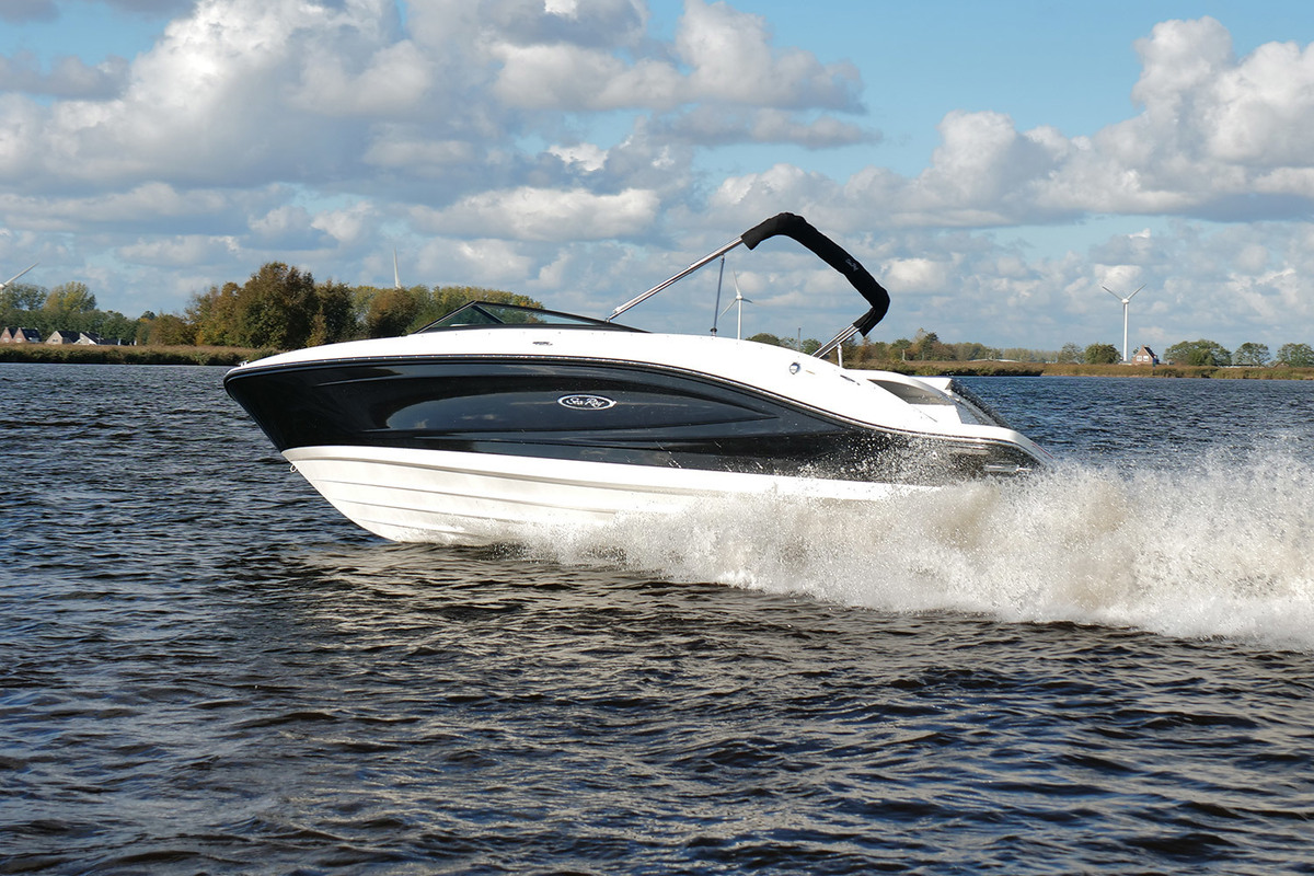 foto: 21 Sea Ray SPX 230