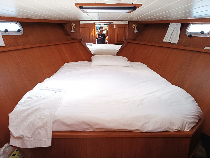 foto: 10 Valk Challanger 42 Flybridge