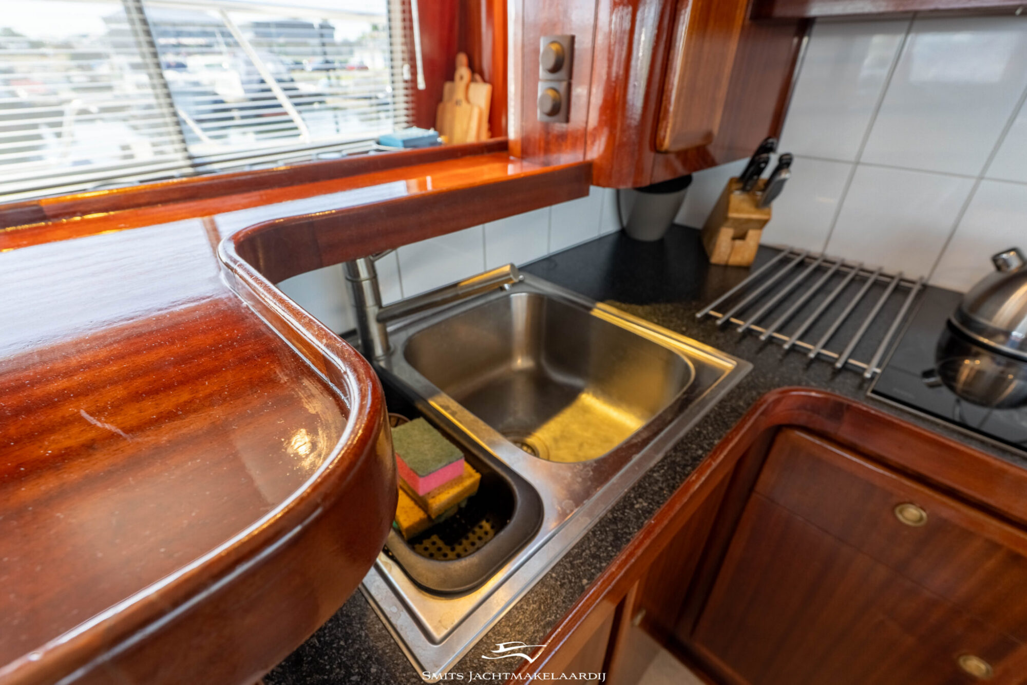 foto: 42 Van der Valk Valk Vitesse 54 Stabilizers