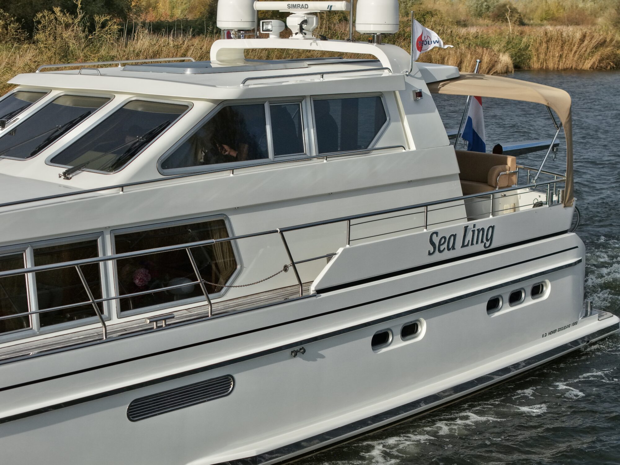 foto: 40 Van den Hoven Van den Hoven Exclusive 18.00 VS