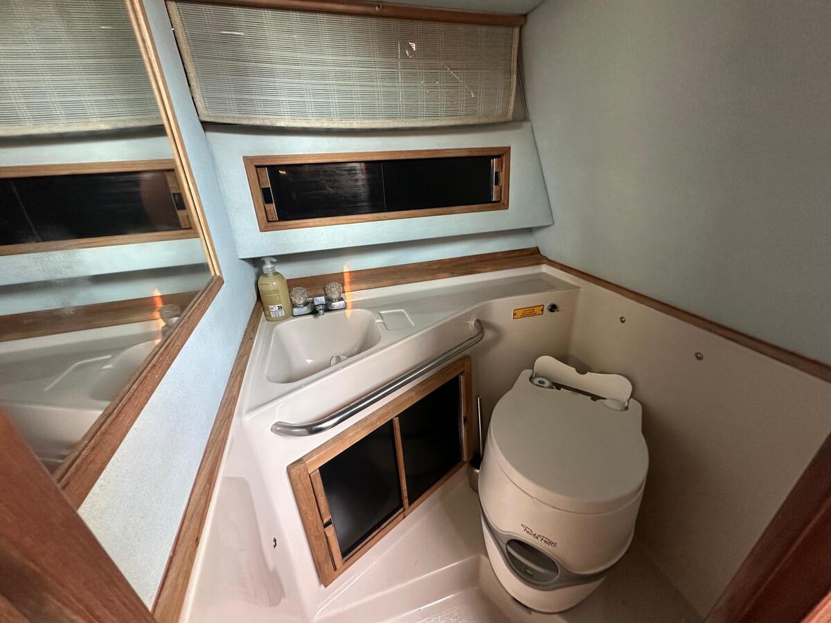 foto: 12 Sea Ray 268 Sundancer