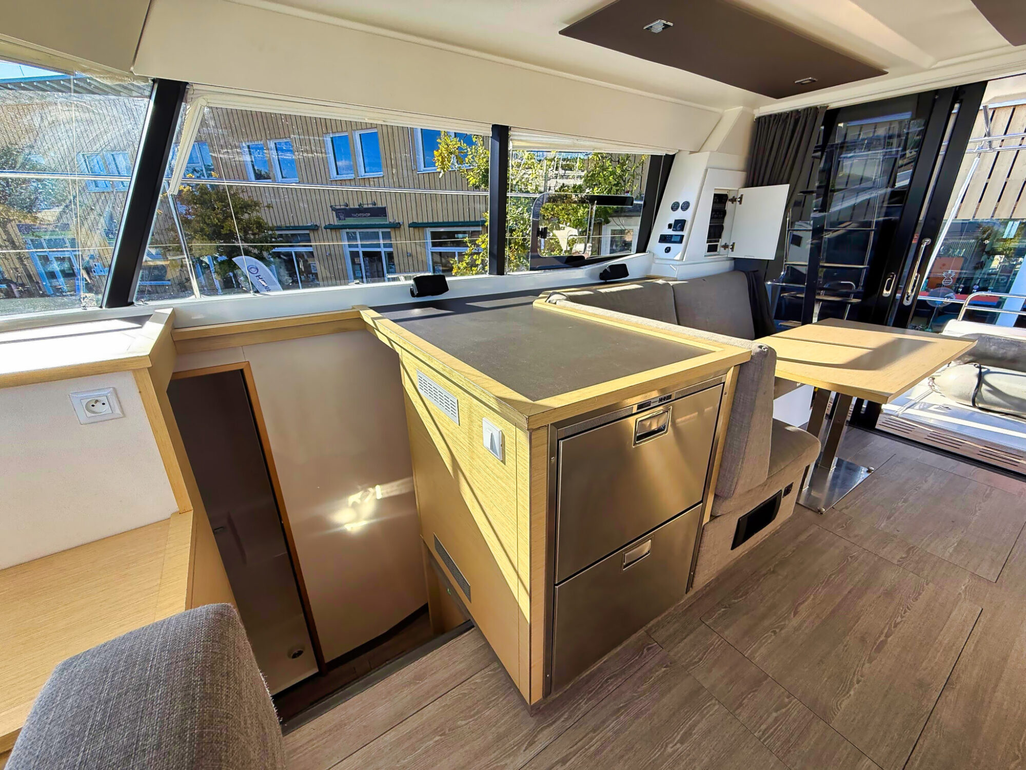 foto: 47 Fountaine Pajot Fountaine Payot Motorcatamaran MY 37