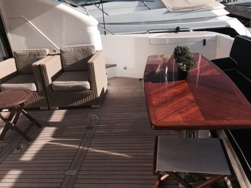 foto: 17 Princess 65 Fly