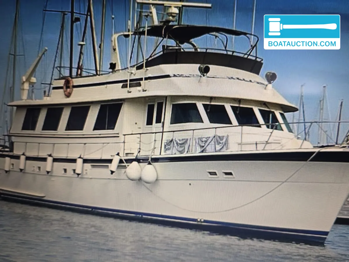 foto: 13 Hatteras 72