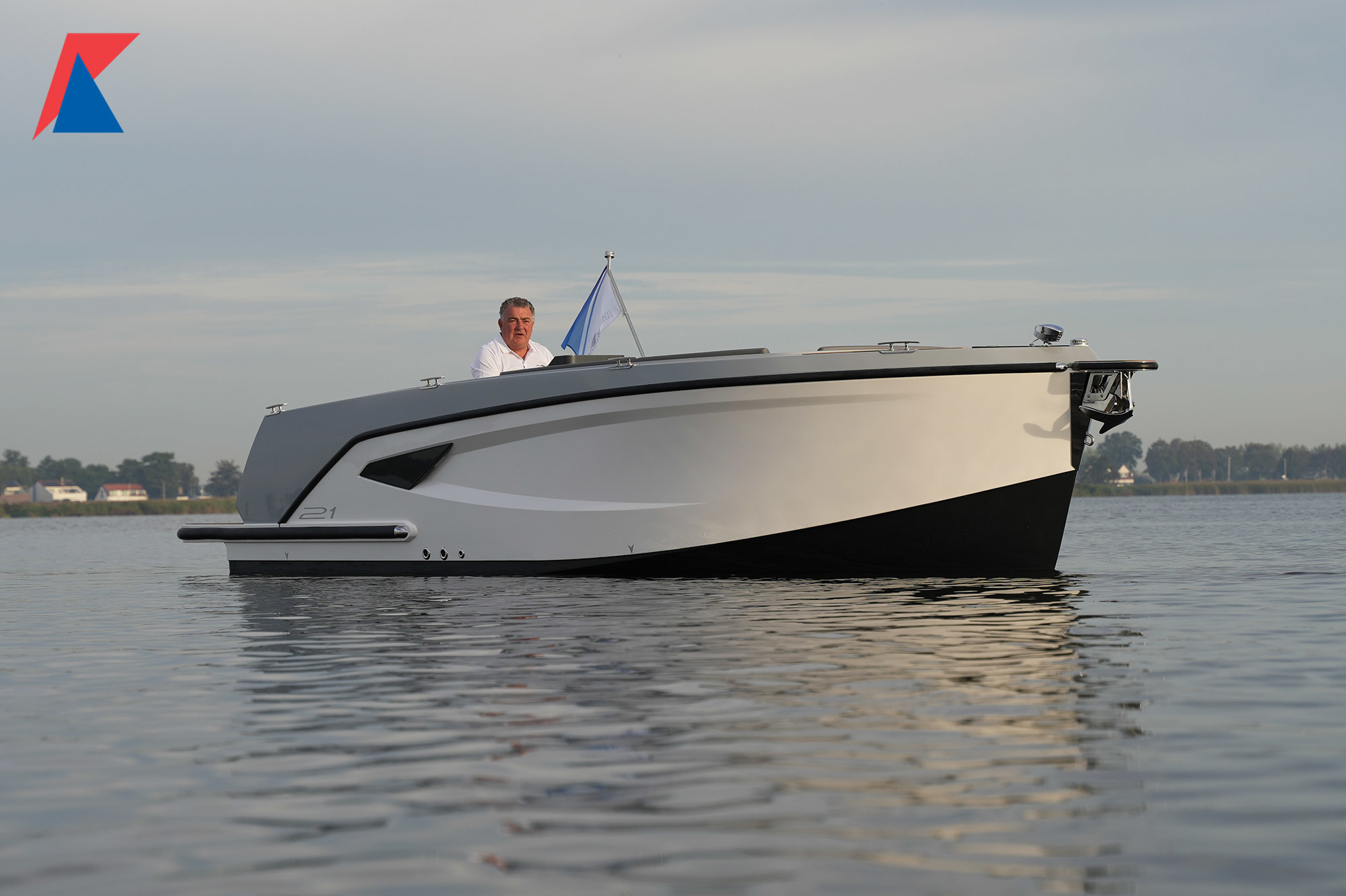 hoofdfoto: 1 Alfastreet Marine 21 Open Electric