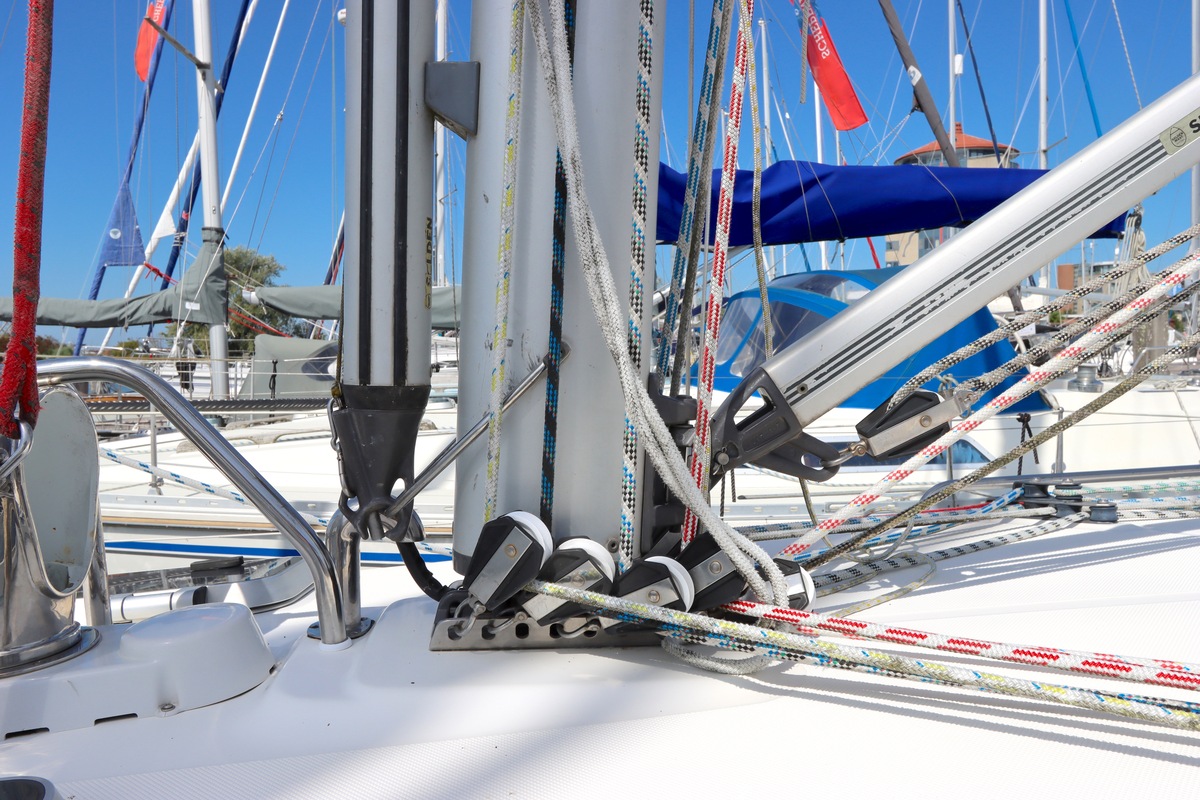 foto: 57 Bavaria  38-3 Cruiser