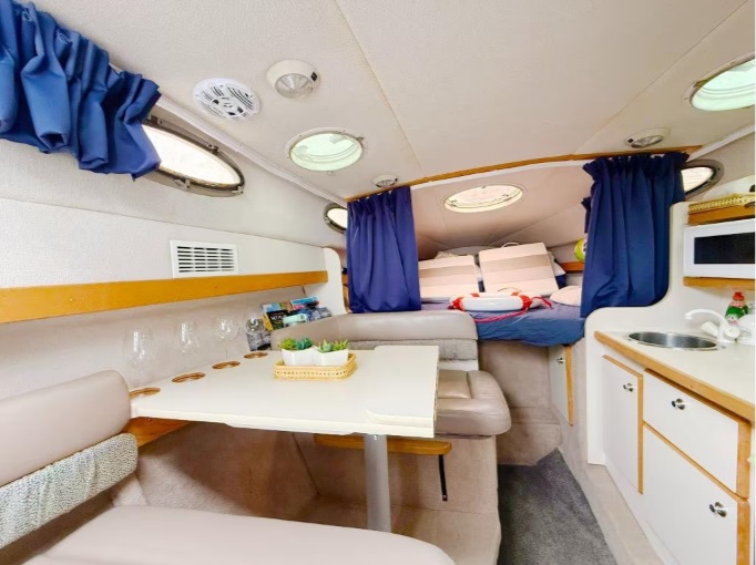 foto: 9 Speedcruiser Four Winns 278