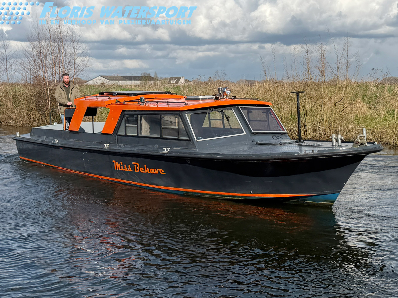 foto: 8 Patrouilleboot 1200