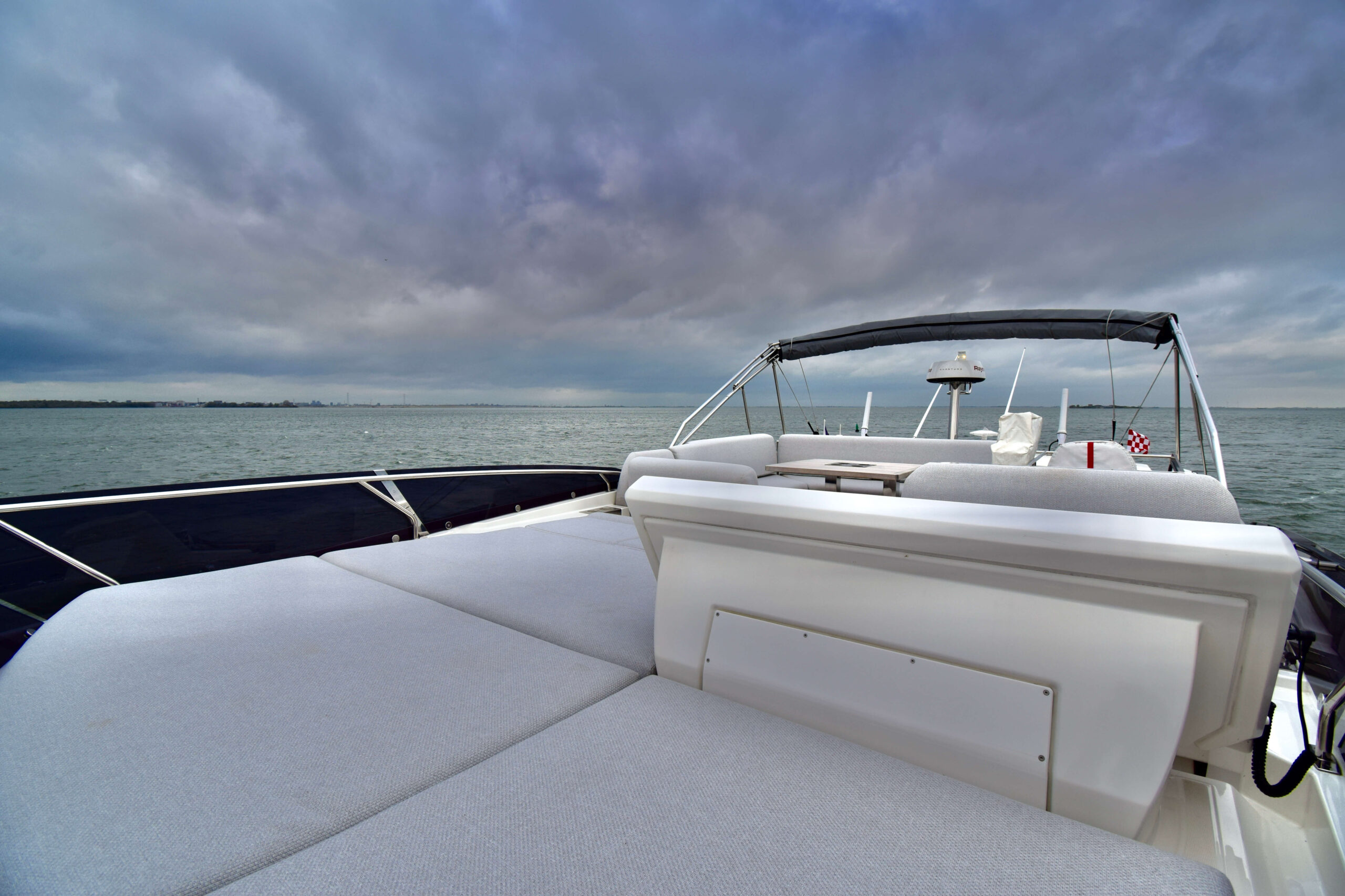 foto: 35 Prestige 590 Flybridge #49