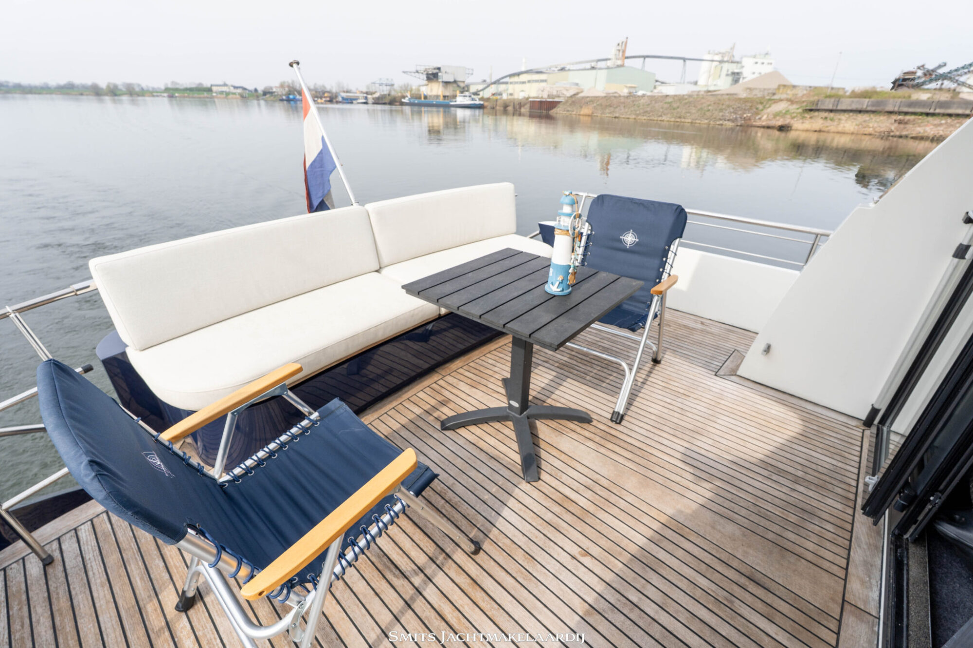 foto: 90 Pacific Pacific Allure 148 VS
