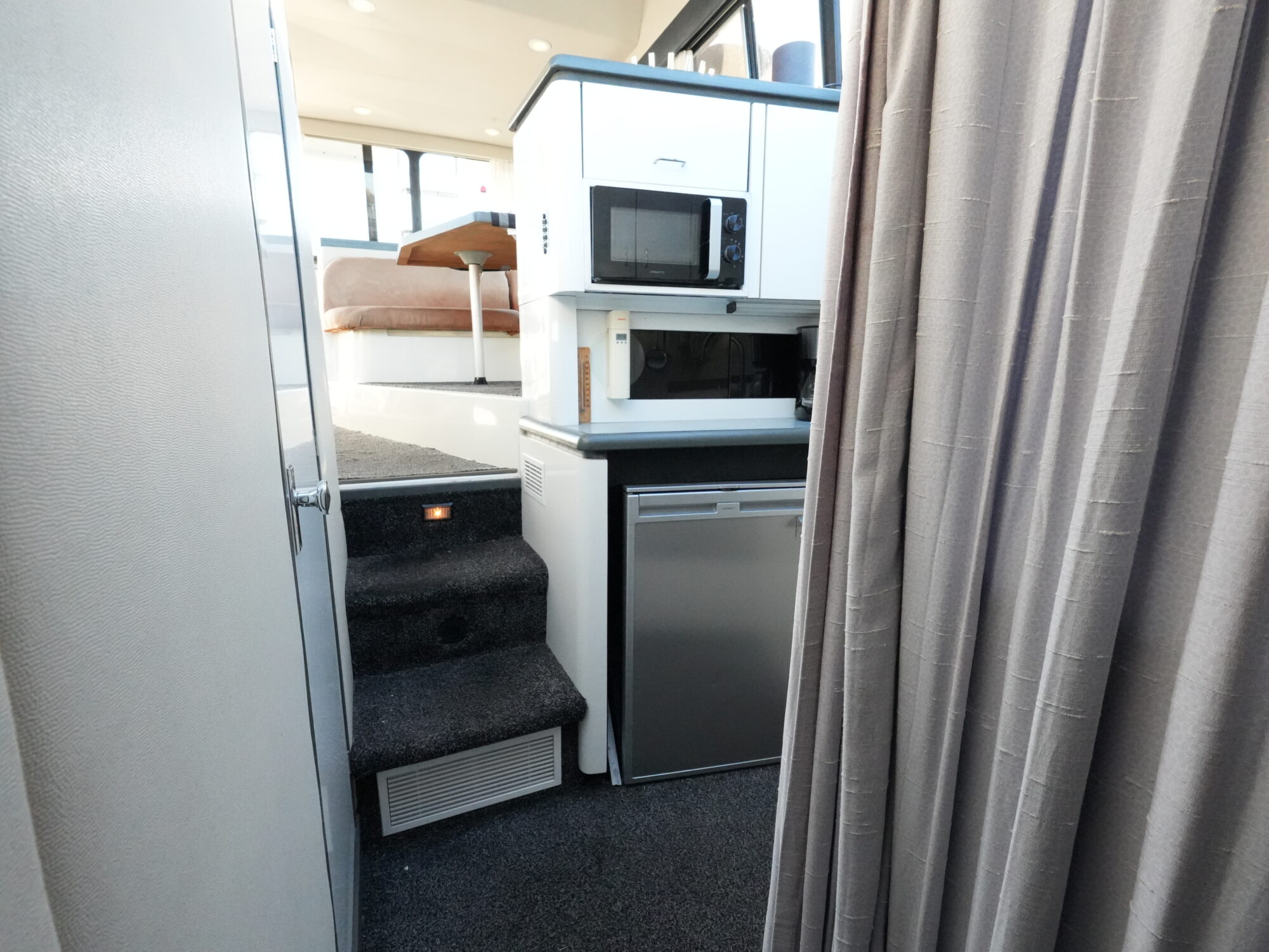 foto: 18 Bayliner Bayliner 3688 Flybridge