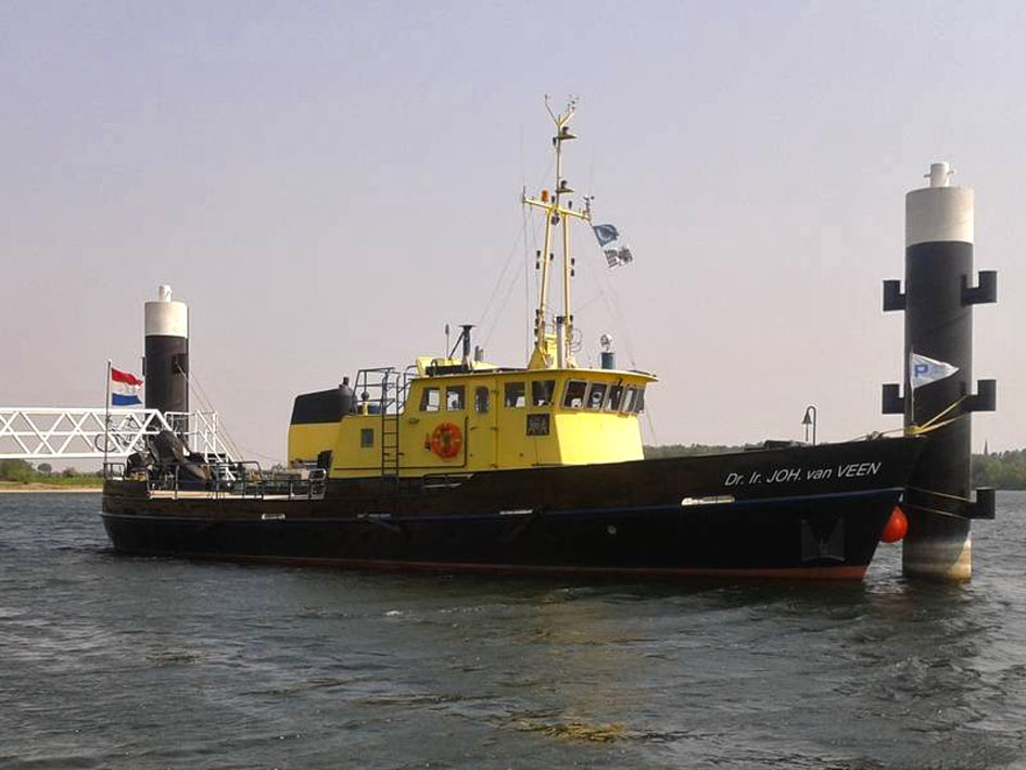 foto: 71 ex Rijkswaterstaat / Varend Woonschip 23.23, CBB Rijn