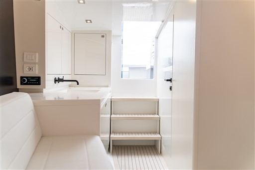 foto: 15 Vandutch 40