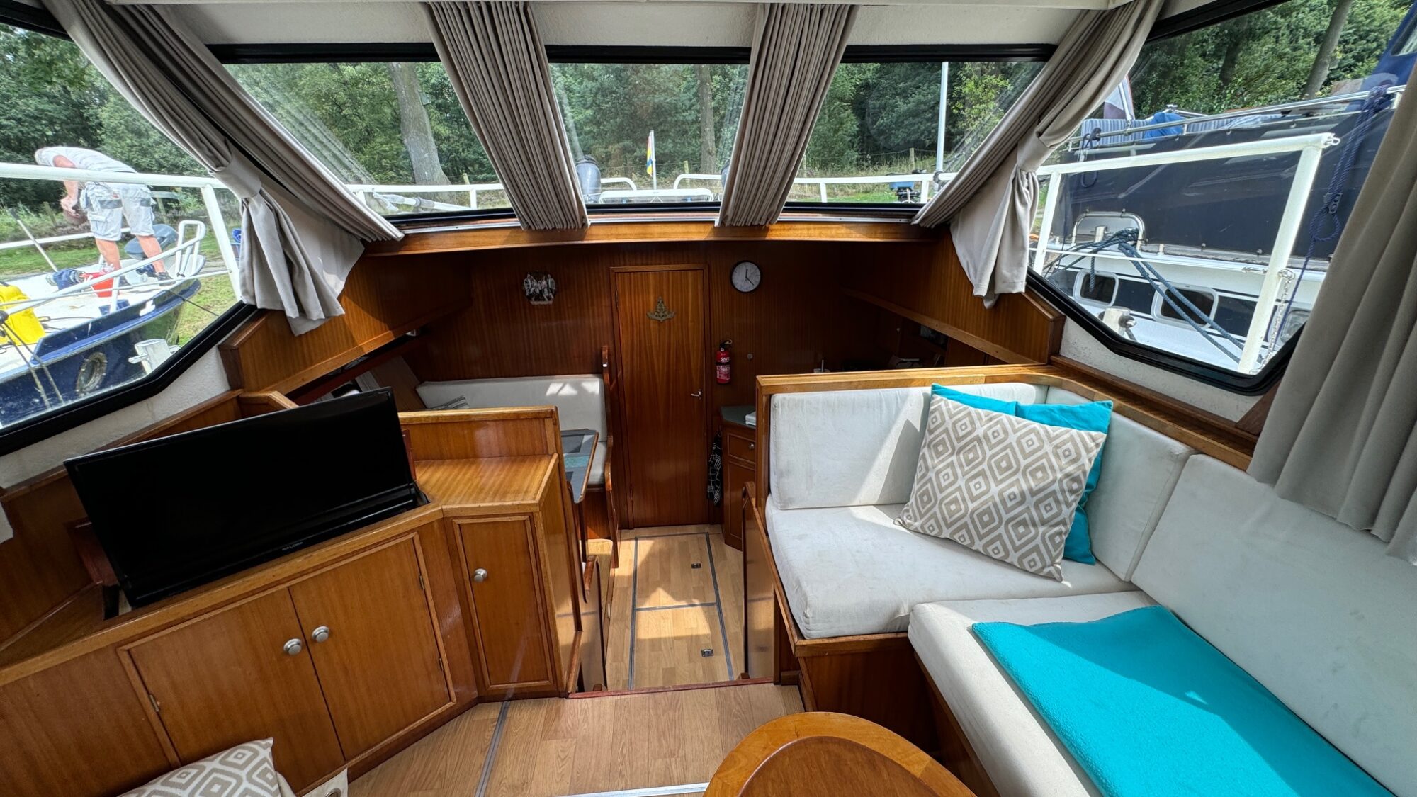 foto: 21 Hemmes Hemmes Kruiser J-Line 11.00 AK Cabrio