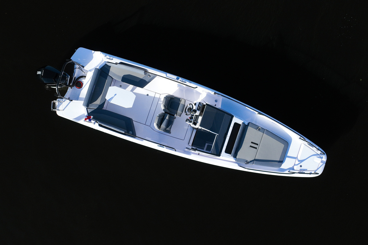 foto: 36 Axopar 25 Cross Bow & Cross Top