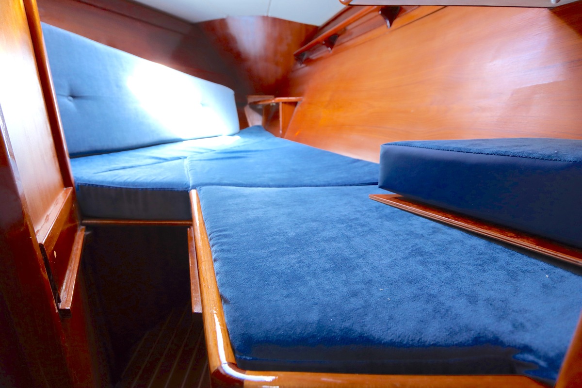 foto: 20 Holman & Pye Red Admiral 36