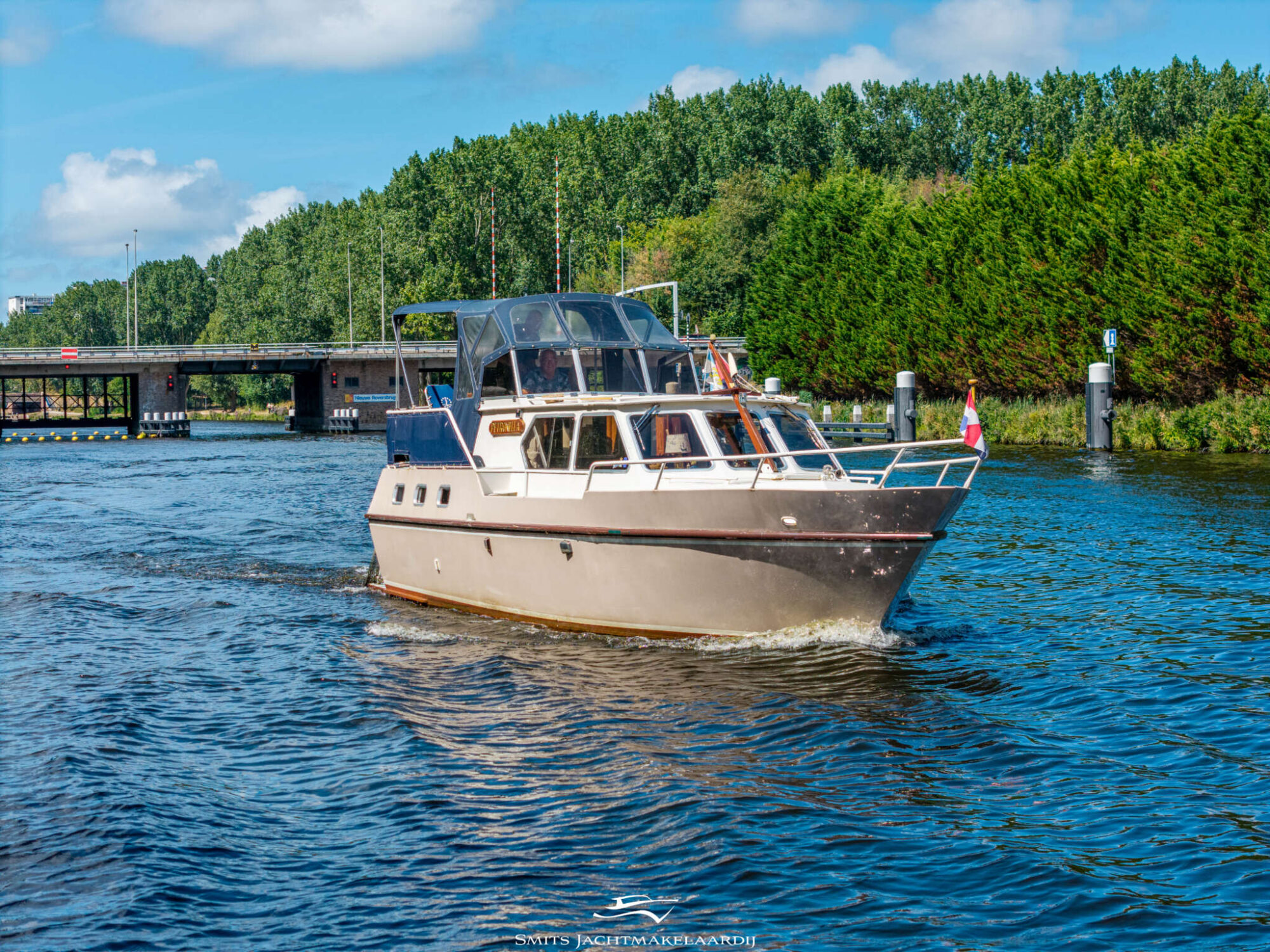 foto: 17 Beachcraft Beachcraft 10.50 AK Cabrio