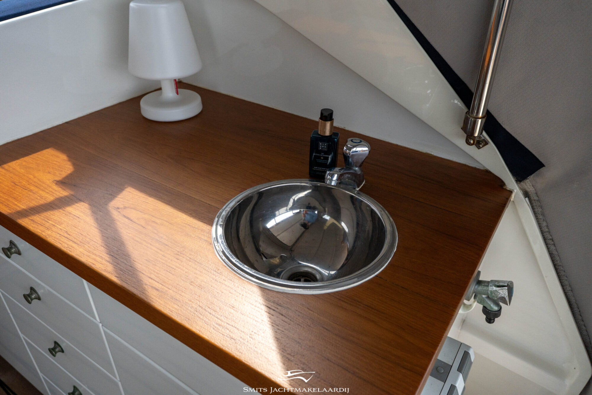 foto: 47 Van der Valk Valk Continental 15.50 Cabrio