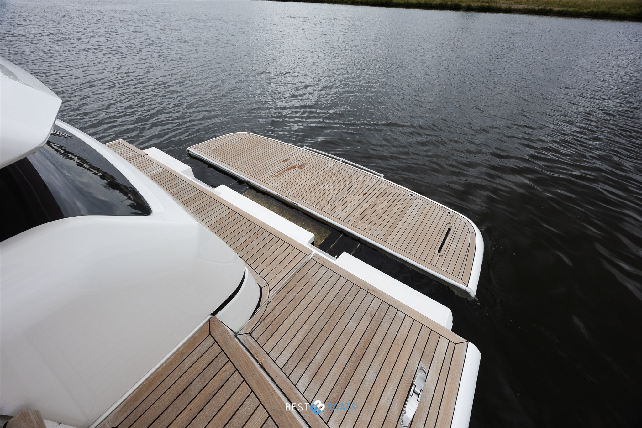 foto: 34 Fairline Targa 53 OPEN