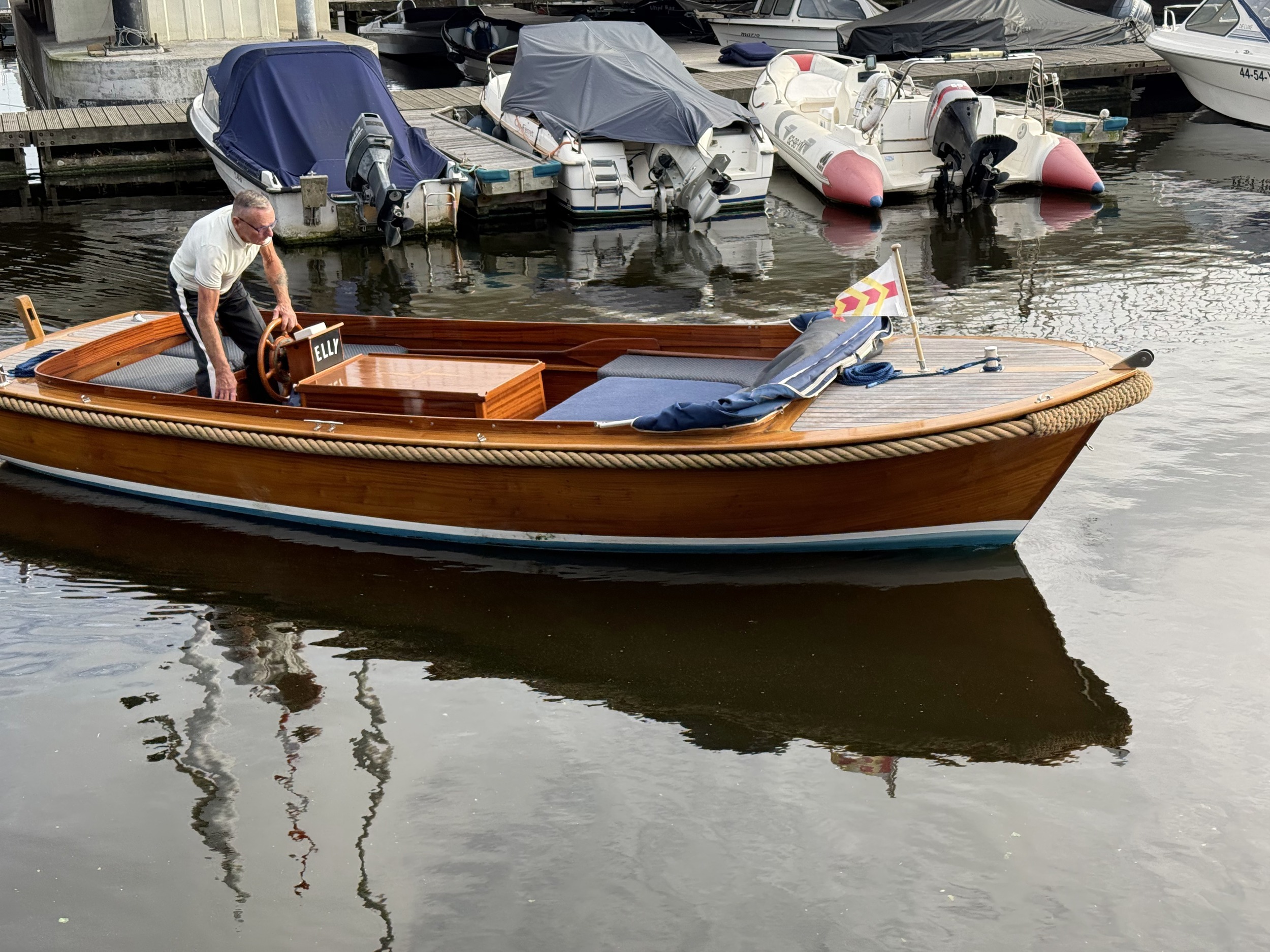 foto: 11 Spiegelsloep A.W. 195