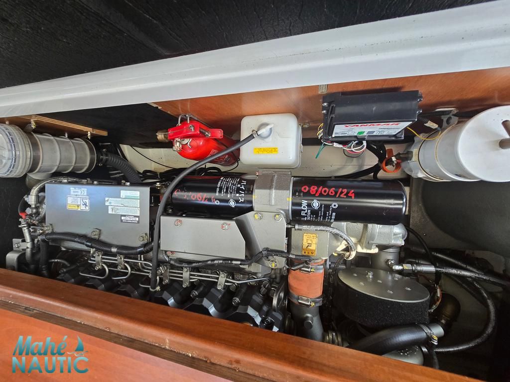 foto: 9 Antares 30 FLY