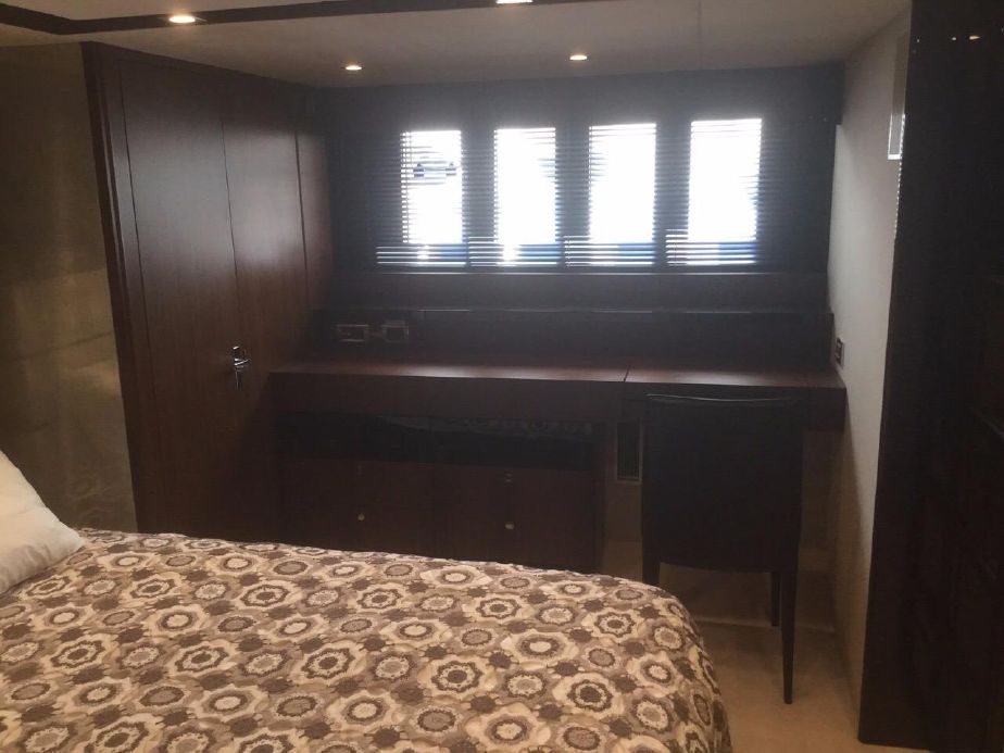 foto: 16 Fairline Squadron 78