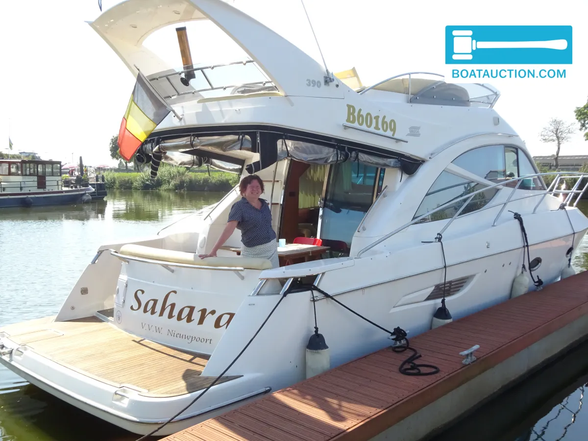 foto: 13 Galeon 390 FLY