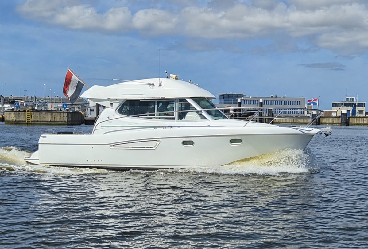 Jeanneau Merry Fisher 925