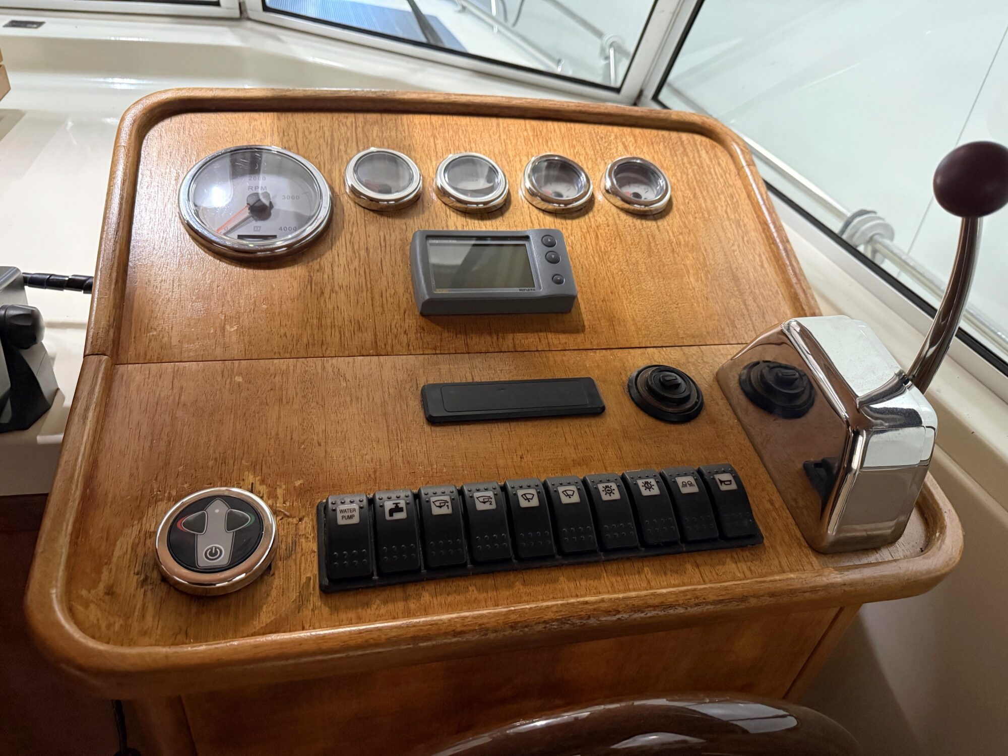 foto: 30 Antaris Antaris Diamond 8.50 OK