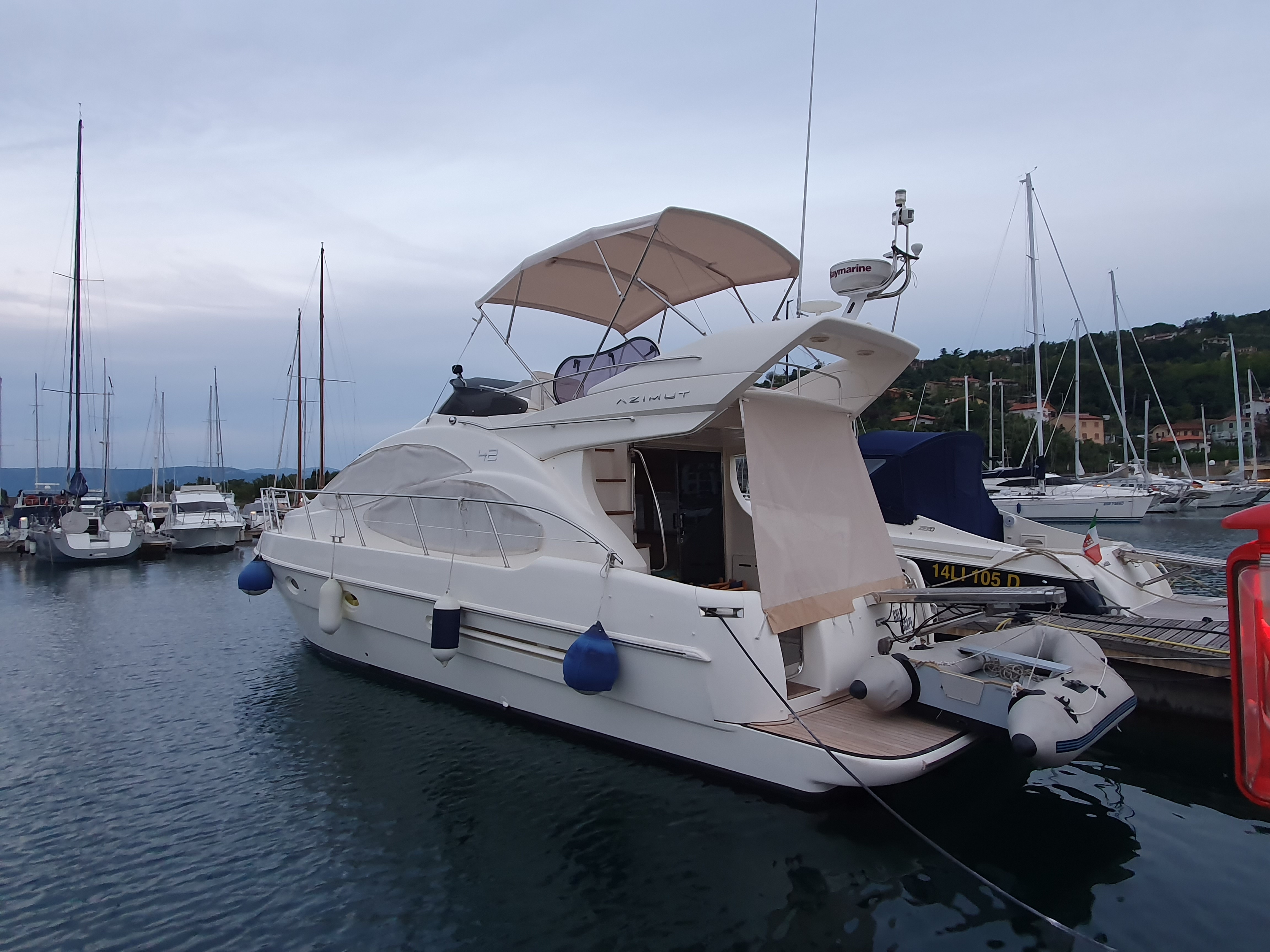 foto: 23 Azimut 42 Fly Evolution