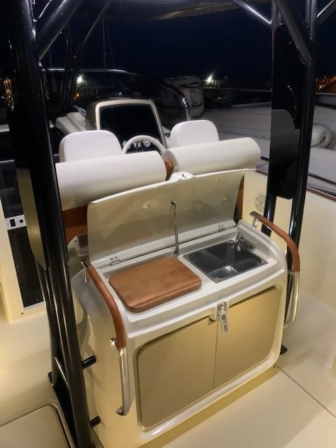 foto: 6 Invictus 280 TT