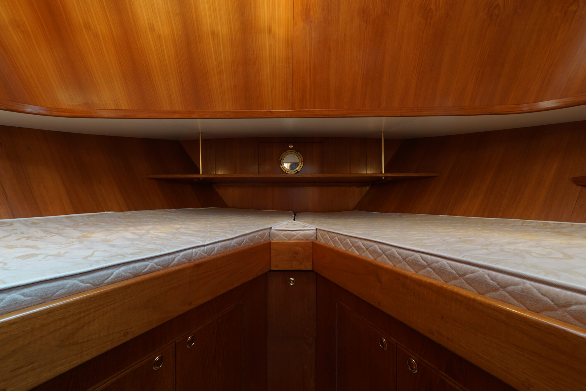 foto: 32 Flevo Flevo Spiegelkotter 12.50 AK Cabrio