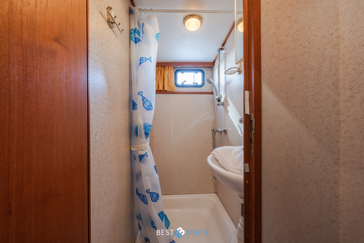 foto: 19 Valkkruiser 12.60 AK